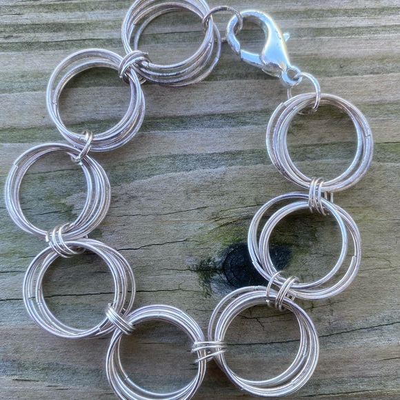 2 for $20 Multiple ring link fashion bracelet Silver tone - Picture 7 of 8